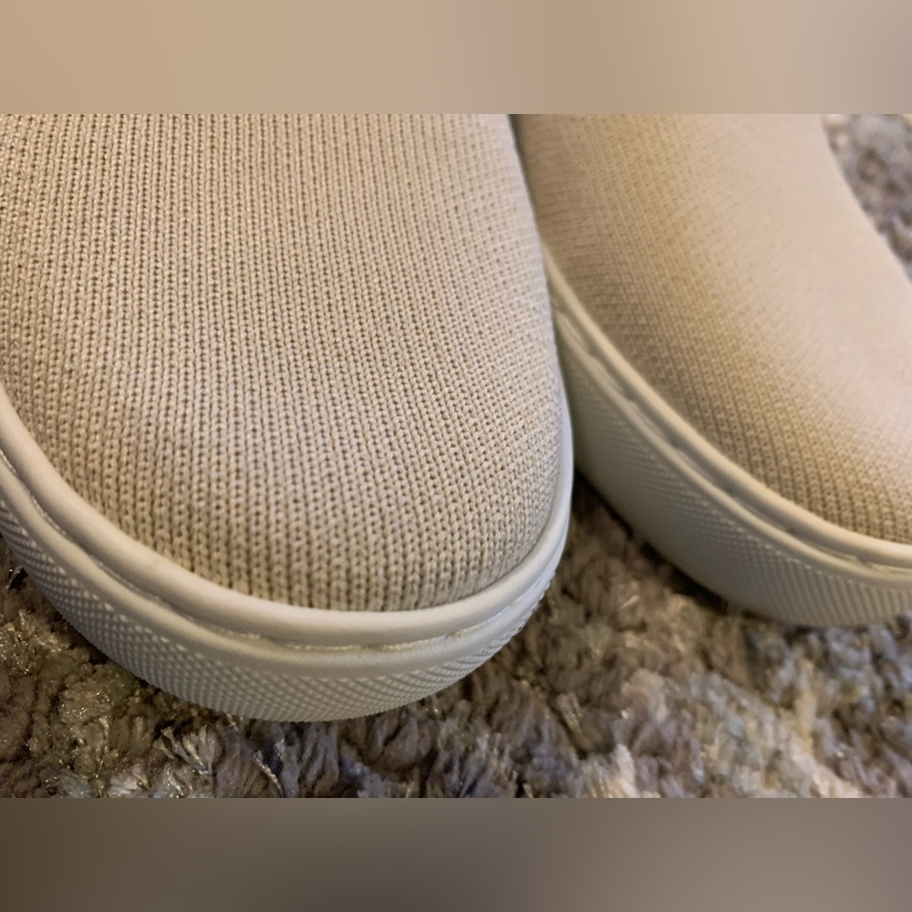 Rothy’s Original Slip On Sneaker - Light Grey - Picture 9 of 11
